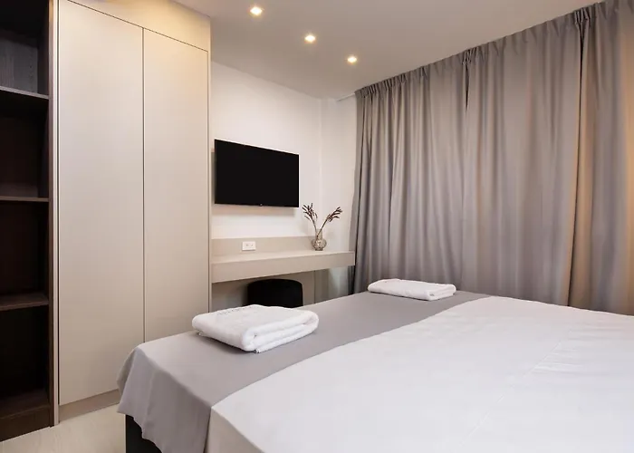 Cozy Apartment In Malinska With Kitchen