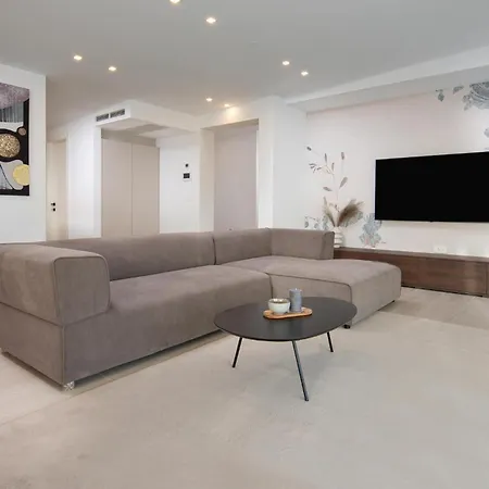 Cozy Apartment In Malinska With Kitchen 아파트 말린스카