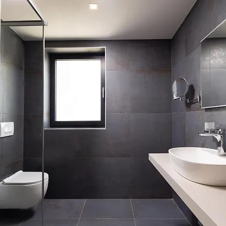Amazing Apartment In Malinska With House Sea View * Malinska