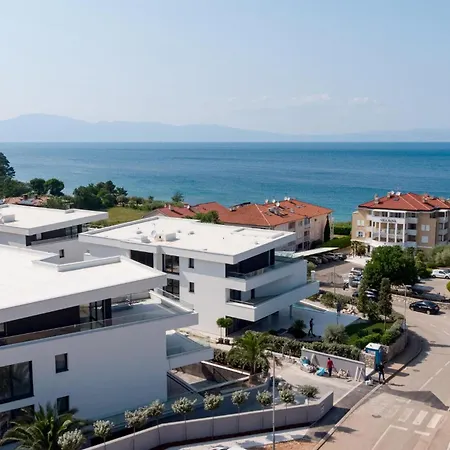 Amazing Apartment In Malinska With House Sea View Apartment