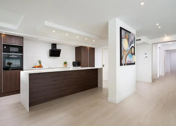 아파트 Cozy Apartment In Malinska With Kitchen 말린스카